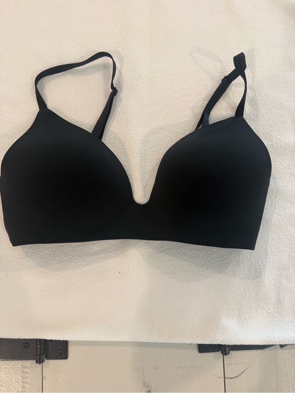 Victoria SecretEveryday Smooth Black T-Shirt Bra - Lightly Lined Wireless